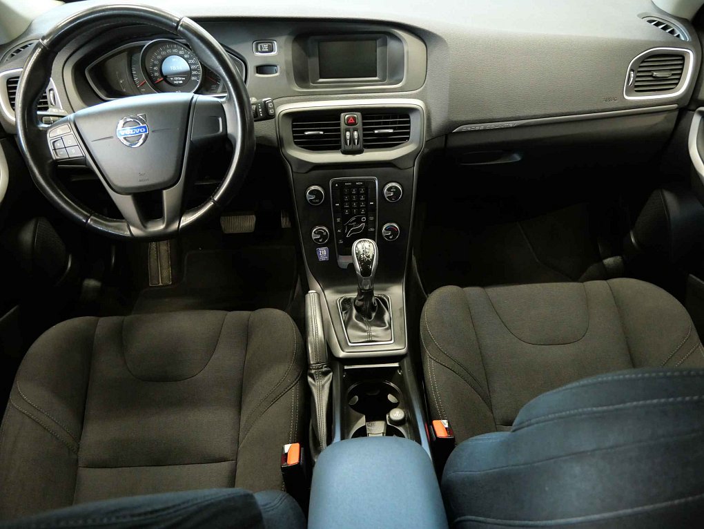 Volvo V40 1.6 D2 Cross Country