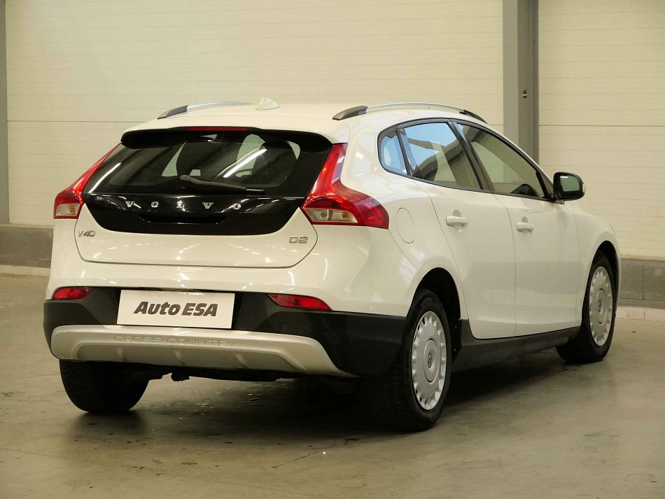 Volvo V40 1.6 D2 Cross Country
