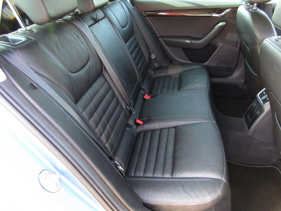 Škoda Octavia III 1.6 TDi  4x4