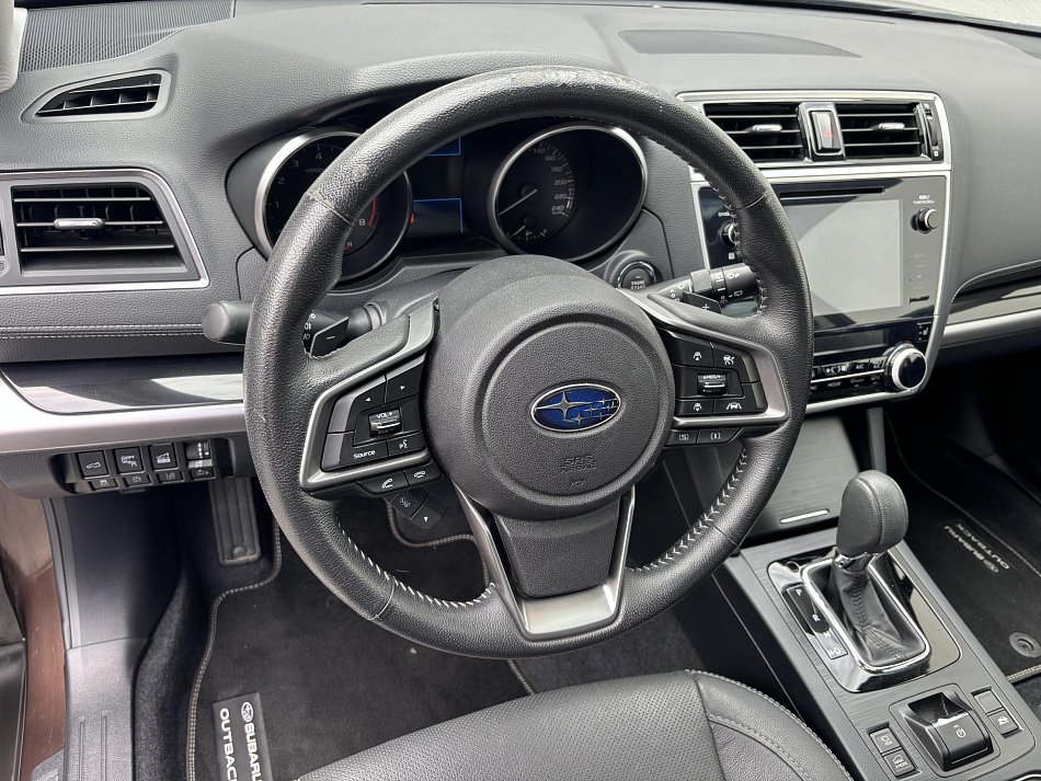 Subaru Outback 2.5i  AWD