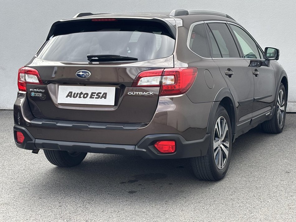Subaru Outback 2.5i  AWD