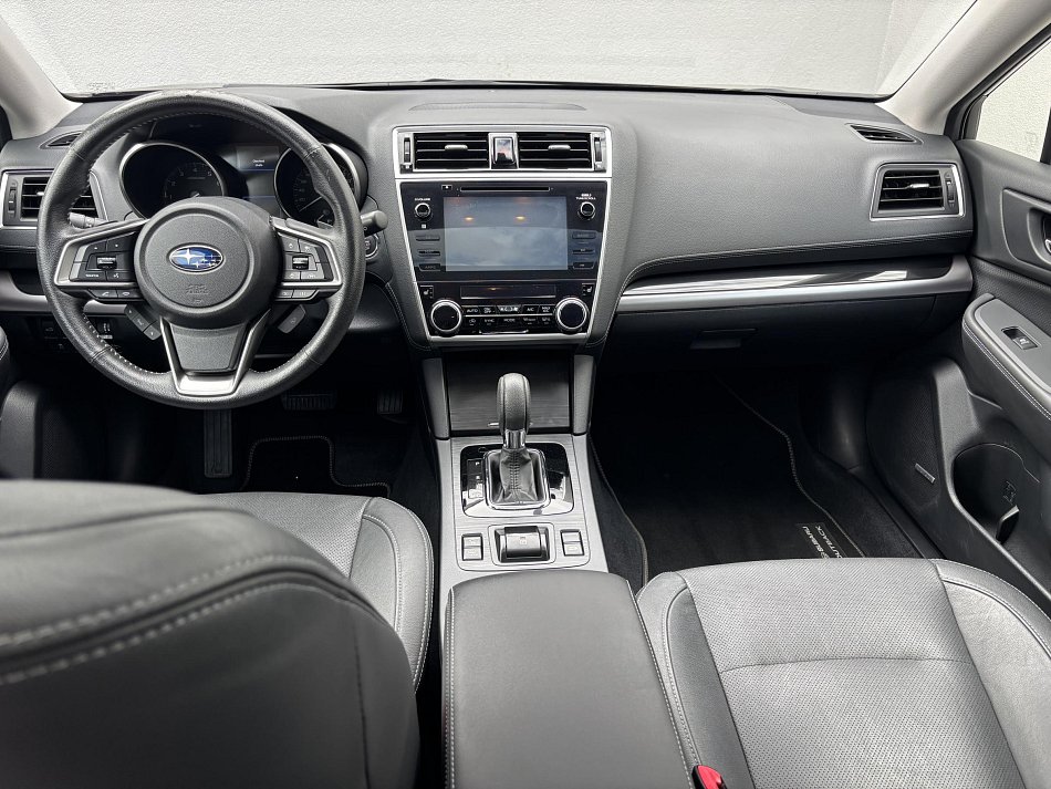 Subaru Outback 2.5i  AWD