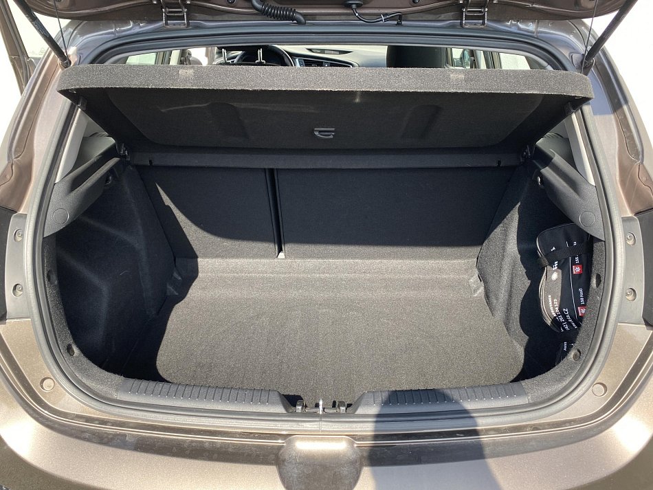 Kia Ceed 1.4i 