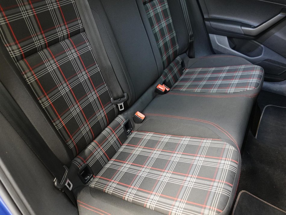 Volkswagen Polo 2.0TFSi 