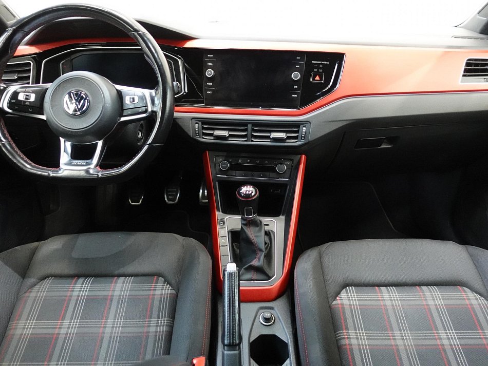 Volkswagen Polo 2.0TFSi 