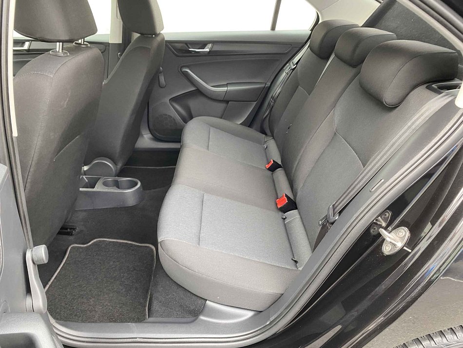 Škoda Rapid 1.0 TSi Active