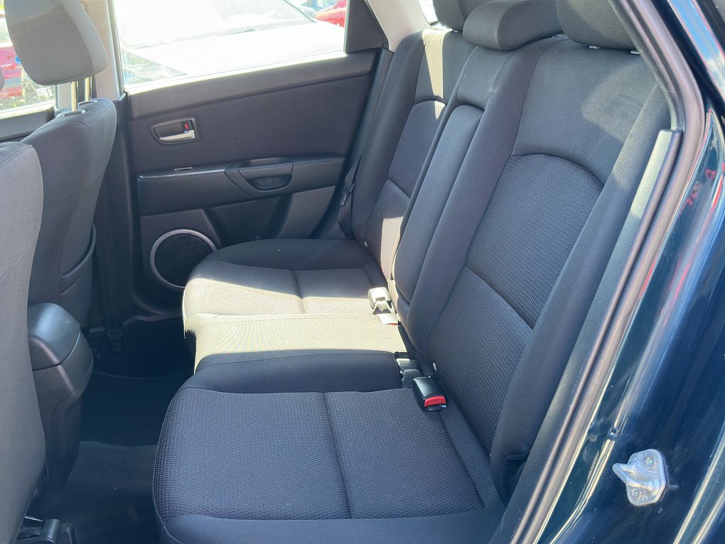 Mazda 3 1.4i 