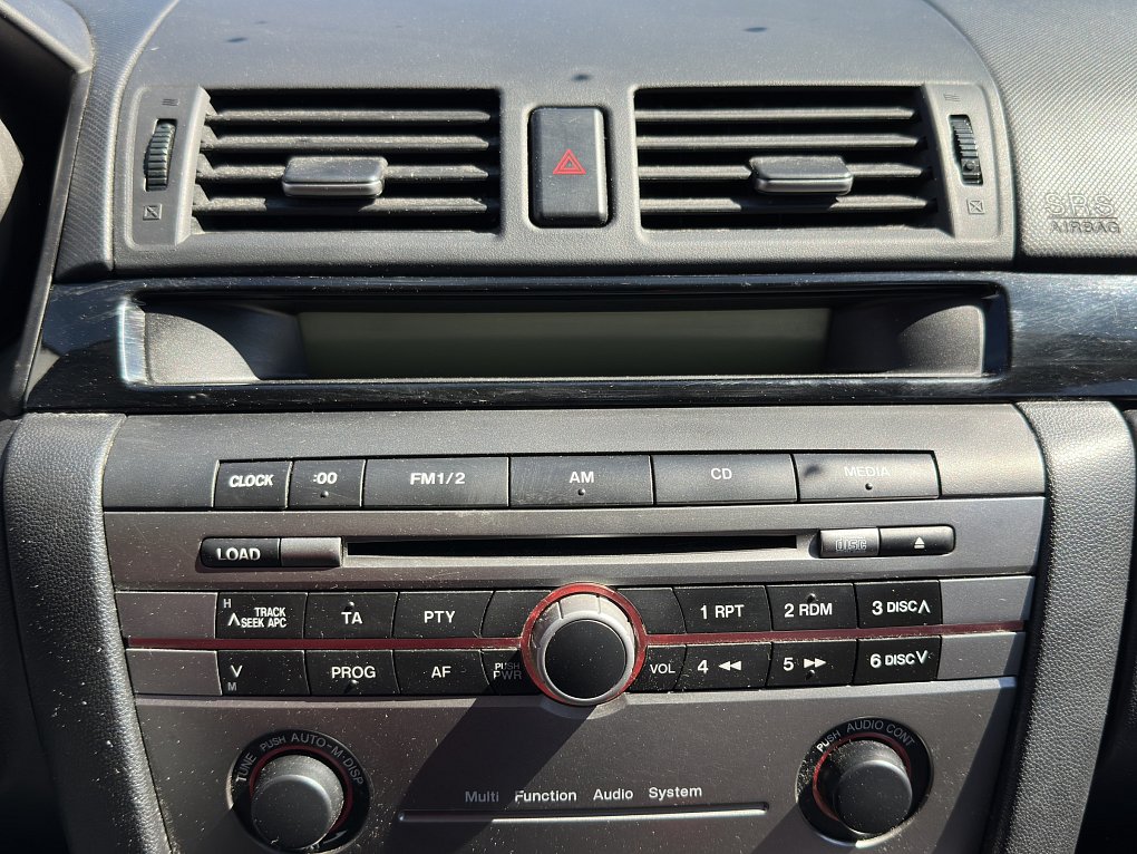 Mazda 3 1.4i 