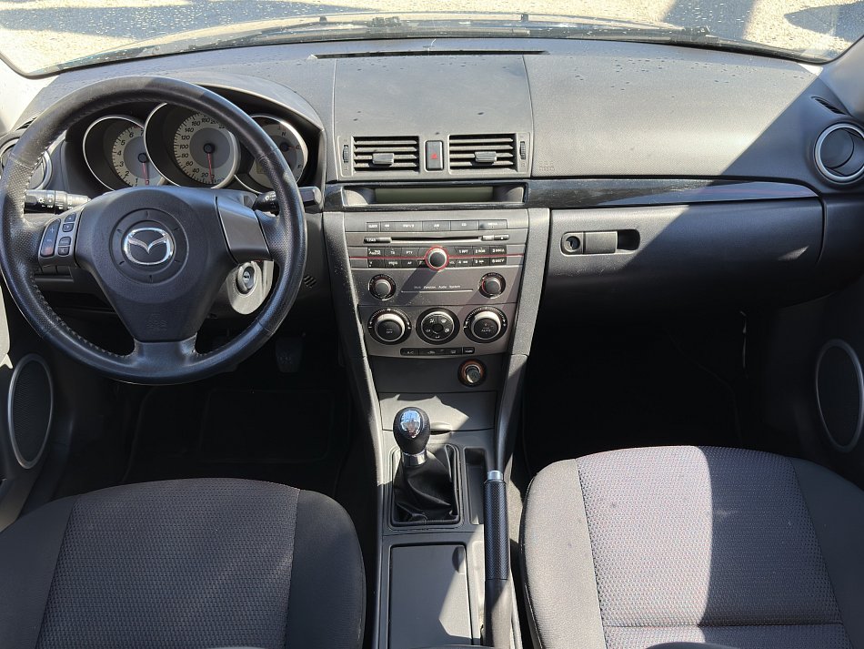 Mazda 3 1.4i 
