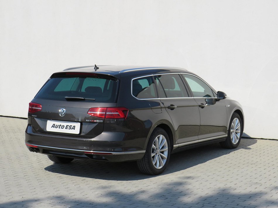 Volkswagen Passat 2.0TDi  4x4