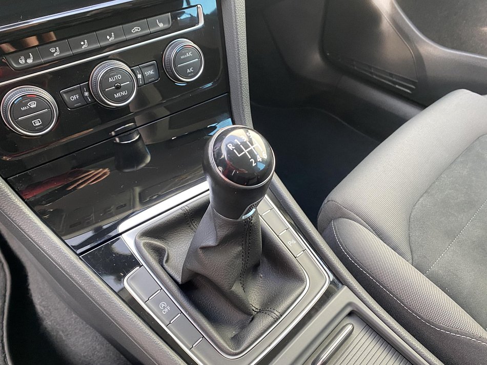 Volkswagen Golf 1.4 TSi Highline