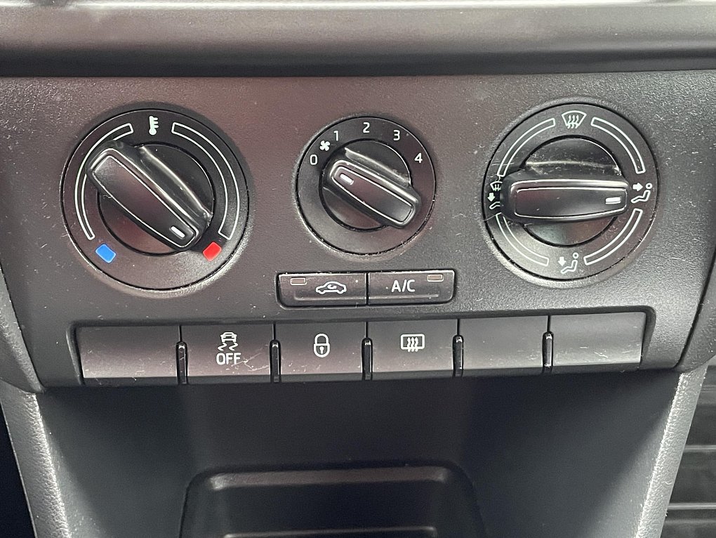 Škoda Rapid 1.6 TDi Ambition