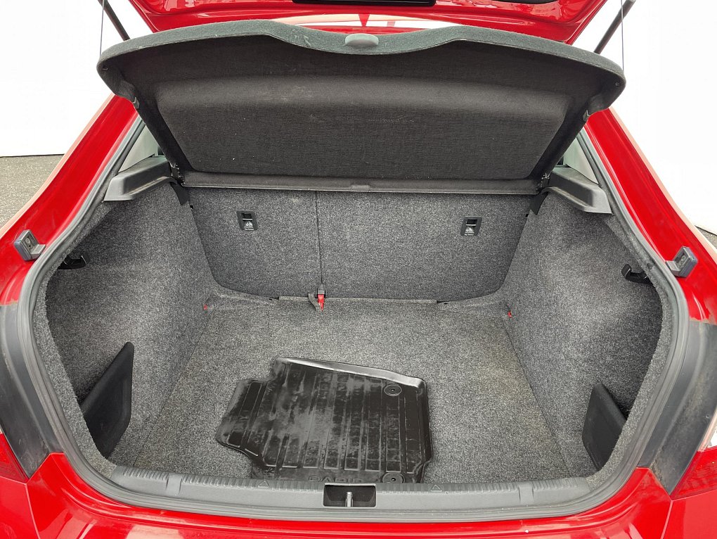 Škoda Rapid 1.6 TDi Ambition