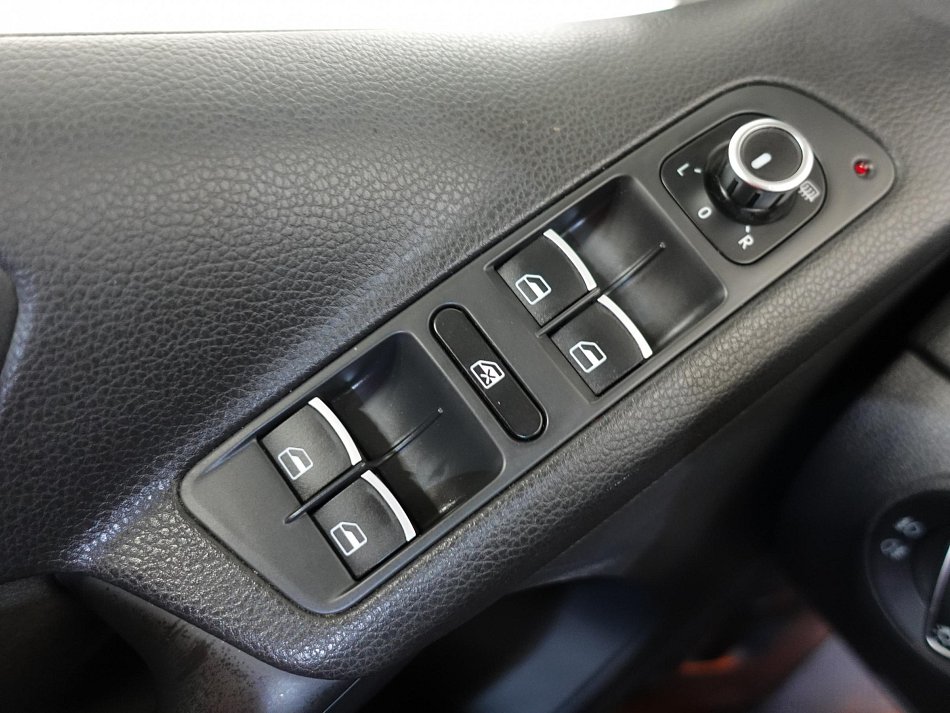 Volkswagen Tiguan 1.4TSi 