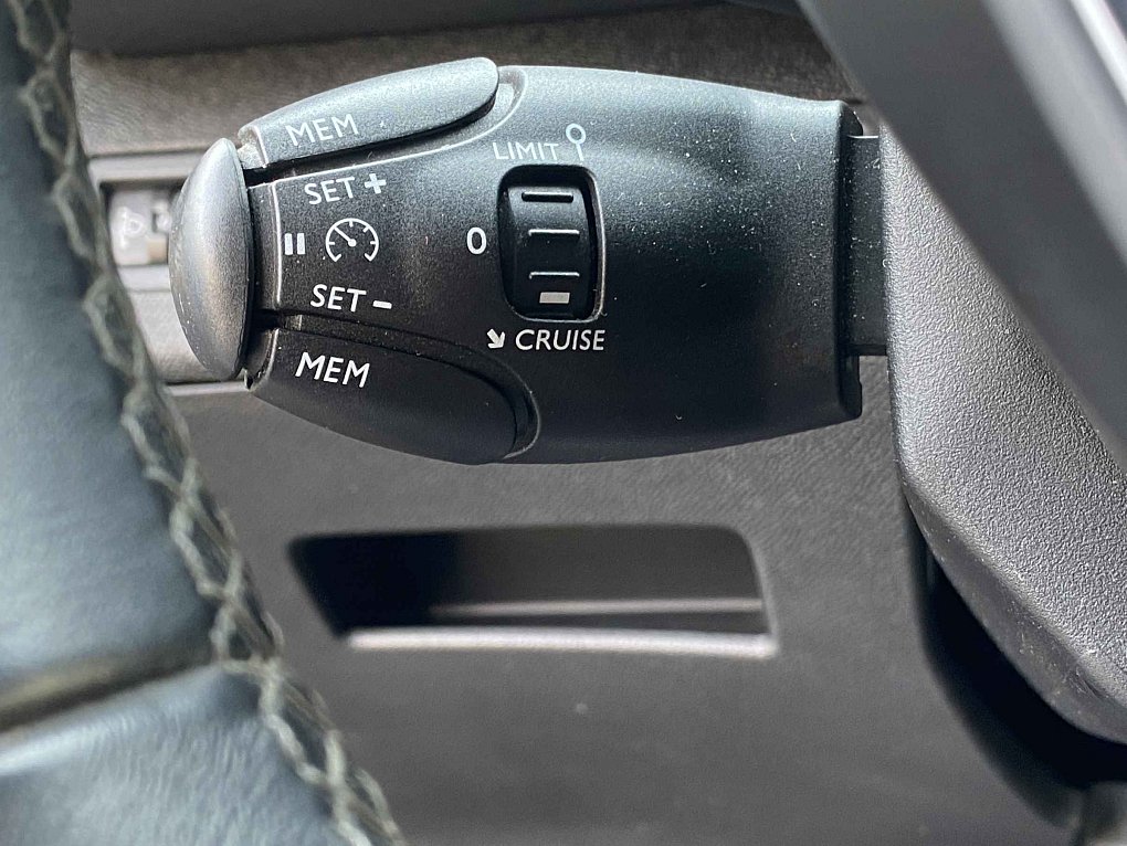 Peugeot 3008 1.2 PT Allure