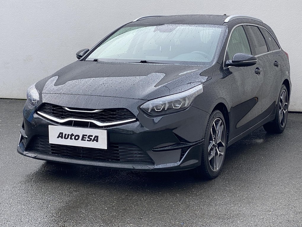 Kia Ceed 1.5 T-GDi TOP