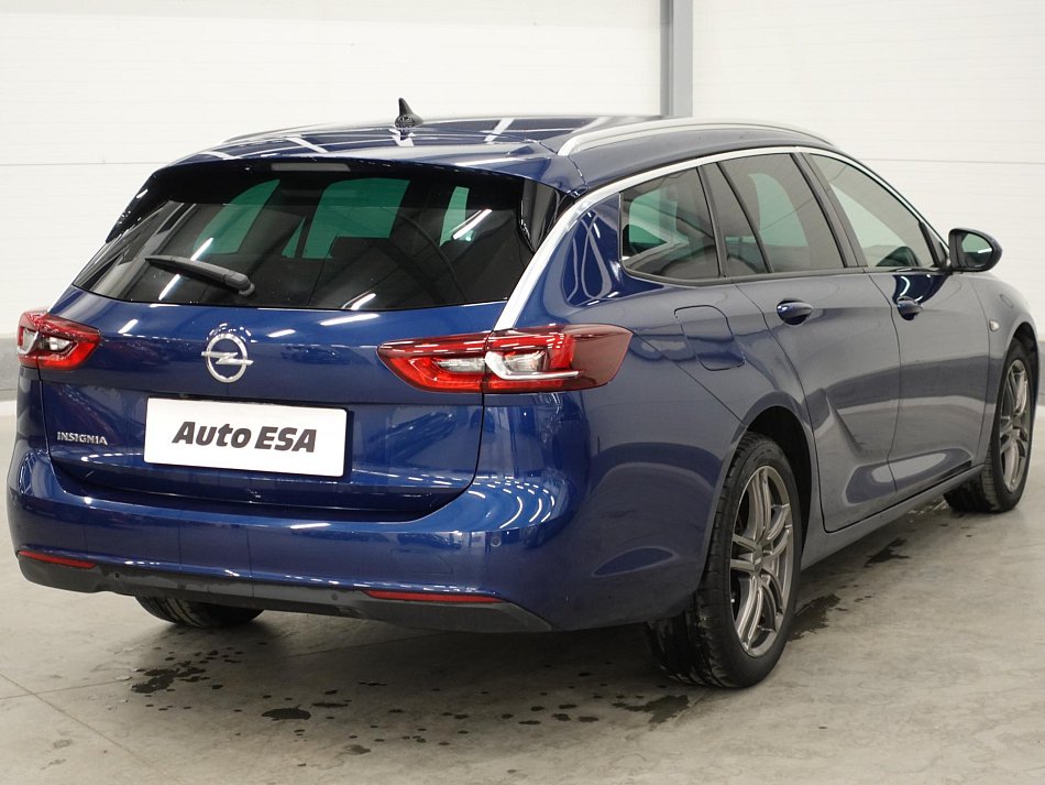 Opel Insignia 2.0CDTi 