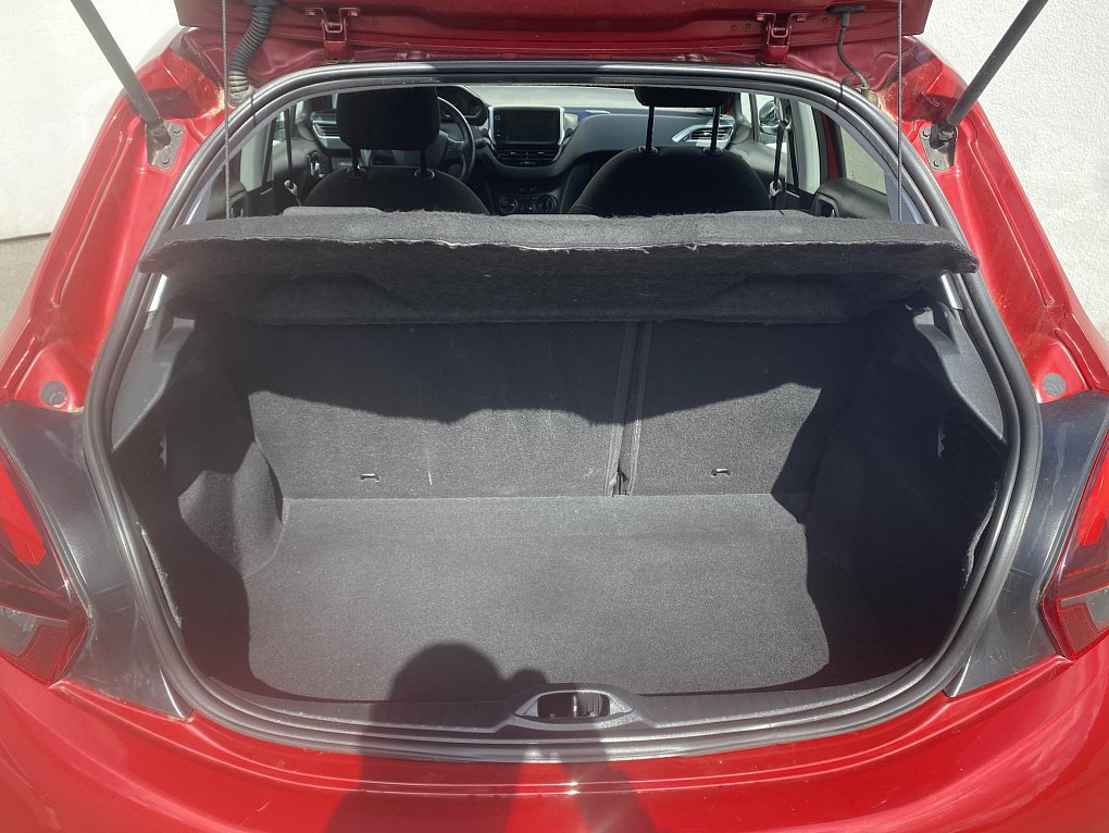 Peugeot 208 1.2 VTi Style