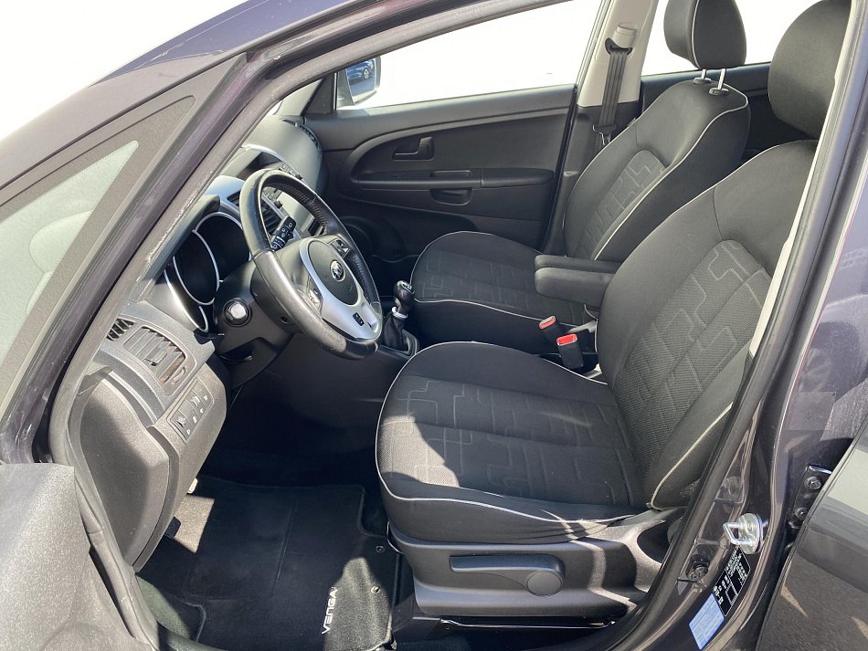 Kia Venga 1.6 CVVT 