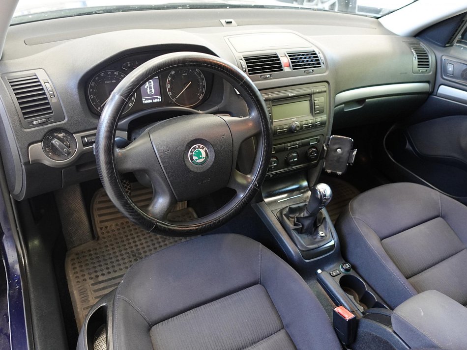 Škoda Octavia II 1.6i 