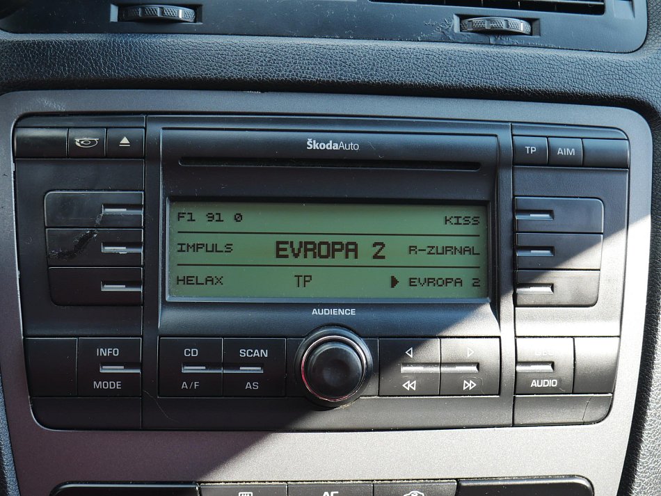 Škoda Octavia II 1.6 MPI 