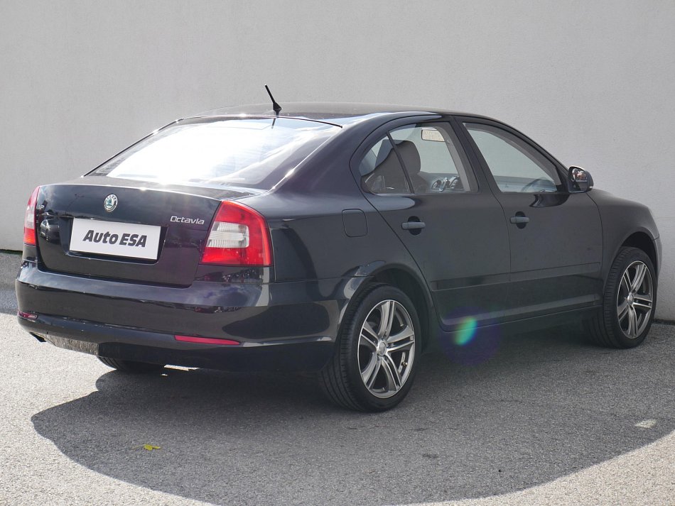 Škoda Octavia II 1.6 MPI 