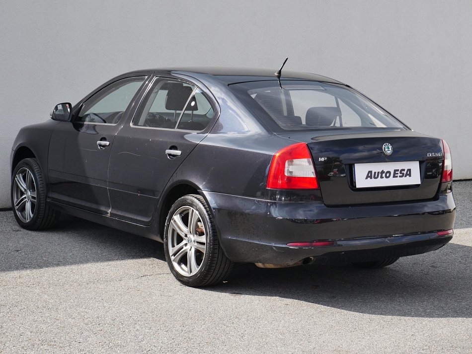 Škoda Octavia II 1.6 MPI 