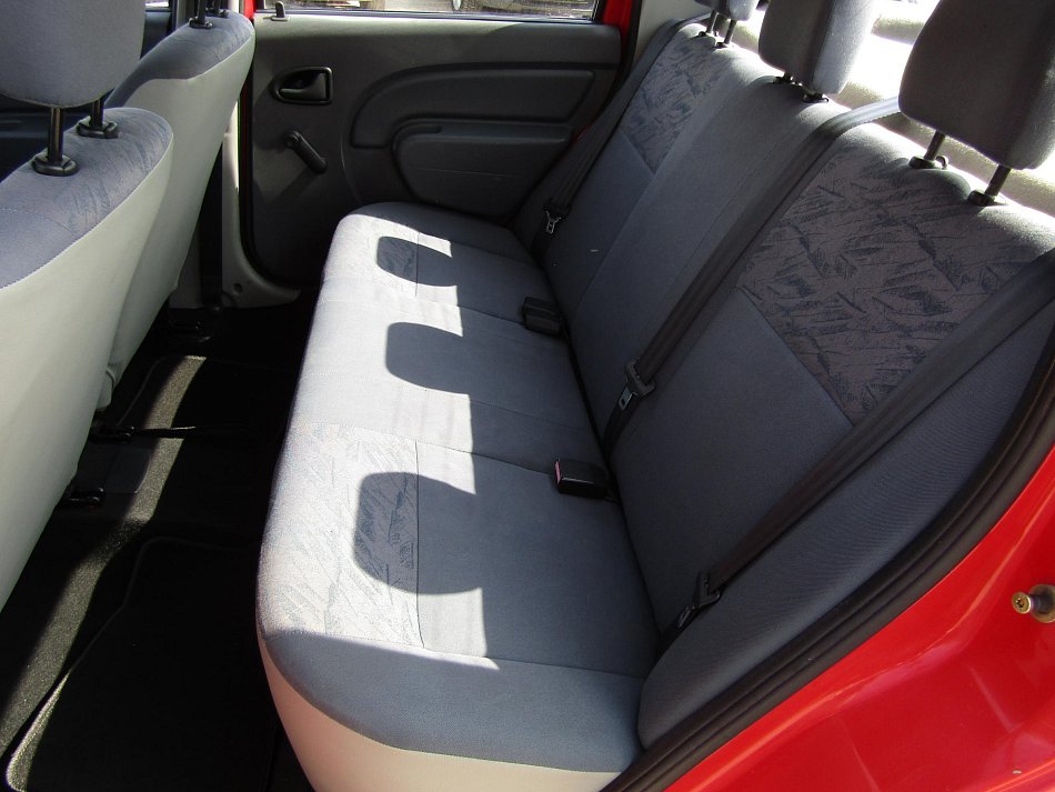 Dacia Logan 1.4i 