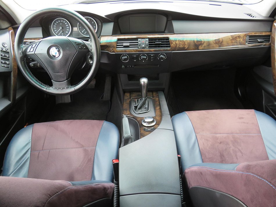 BMW Řada 5 2.2i  520i