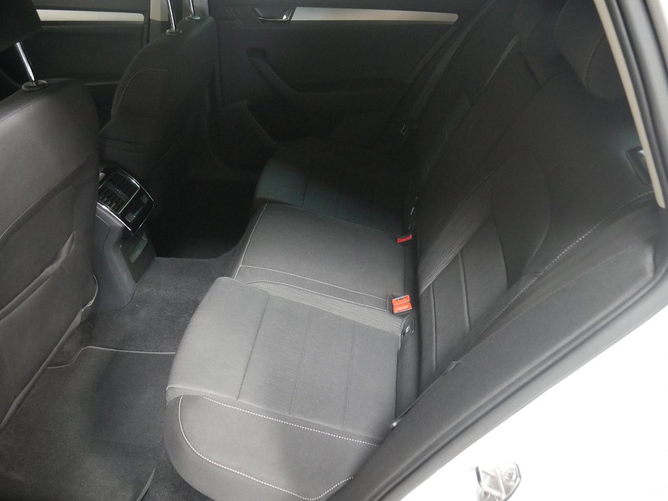 Škoda Superb III 2.0 TDi 