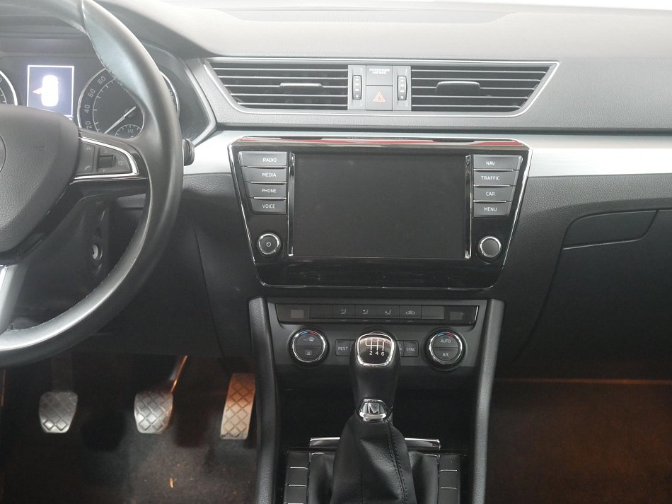 Škoda Superb III 2.0 TDi 