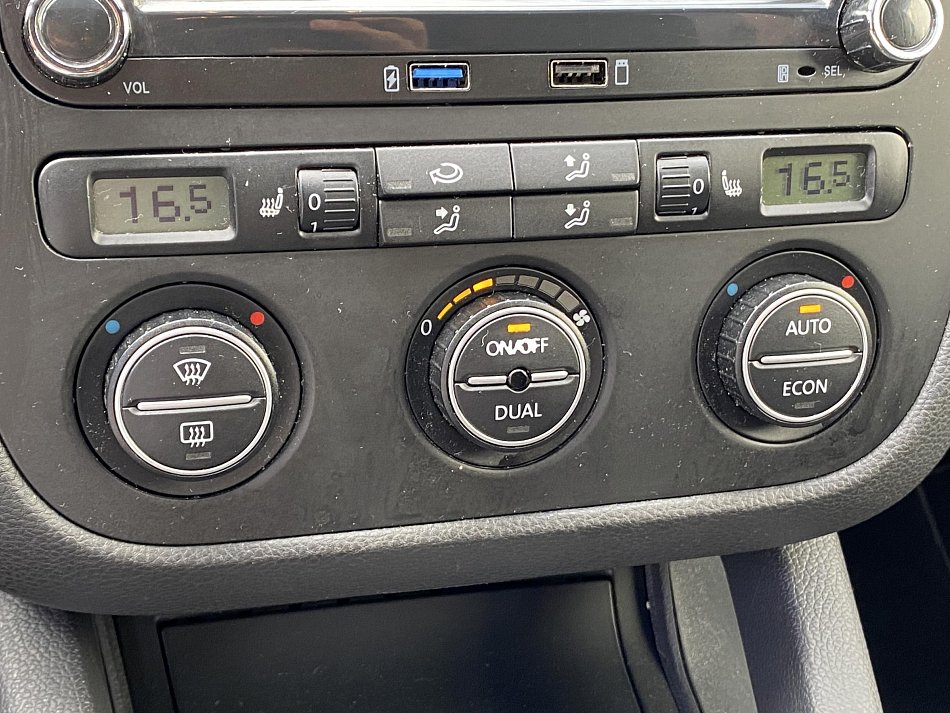 Volkswagen Golf 2.0 TSi 