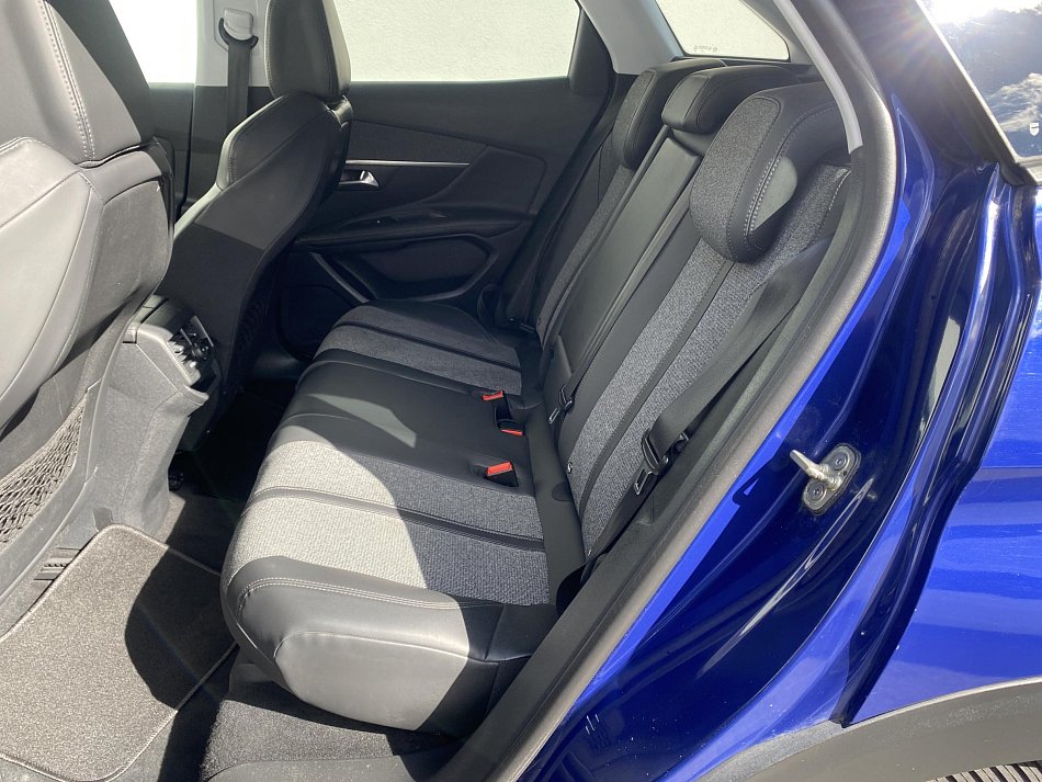 Peugeot 3008 2.0 HDi Allure