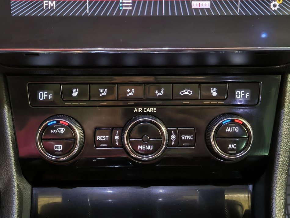 Škoda Superb III 2.0 TDi 