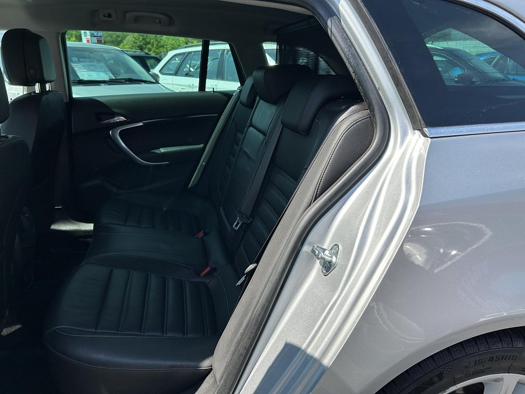 Opel Insignia 2.0CDTi 