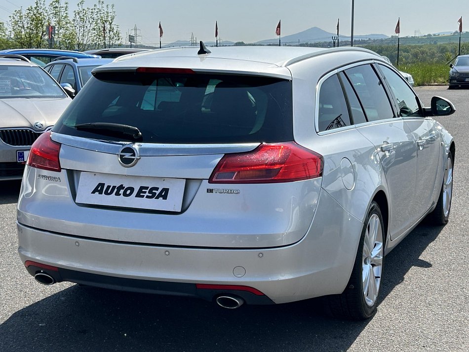 Opel Insignia 2.0CDTi 