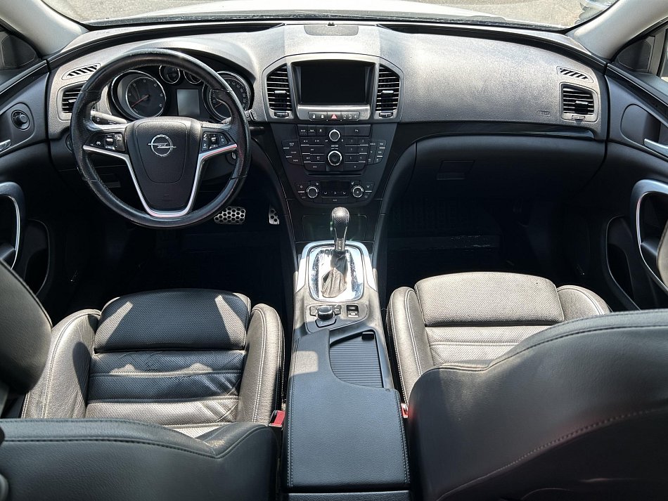 Opel Insignia 2.0CDTi 