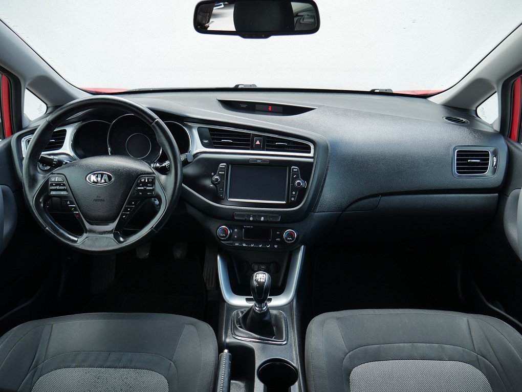 Kia Ceed 1.6 GDi 