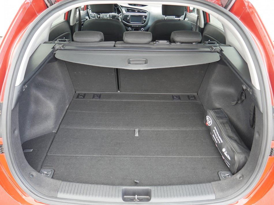 Kia Ceed 1.6 GDi 
