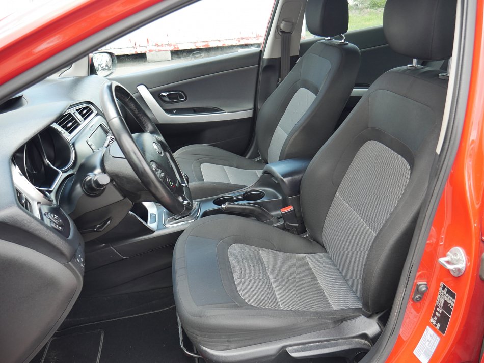 Kia Ceed 1.6 GDi 