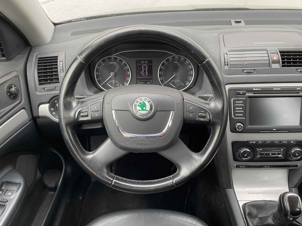 Škoda Octavia II 2.0 TDi Elegance