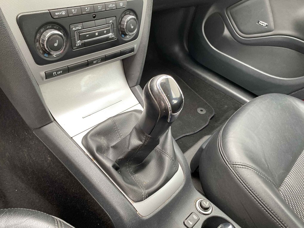 Škoda Octavia II 2.0 TDi Elegance