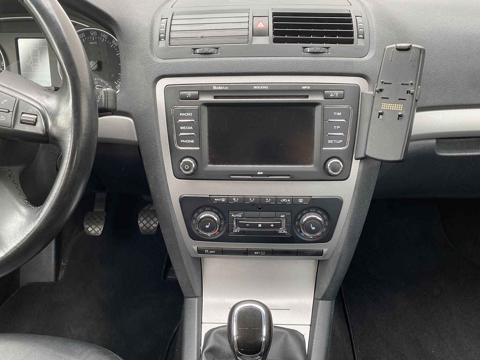 Škoda Octavia II 2.0 TDi Elegance