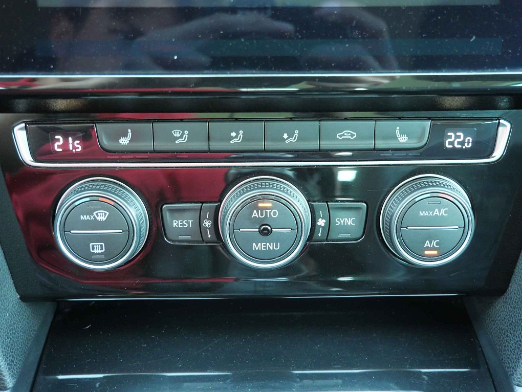 Volkswagen Passat 2.0TDi 