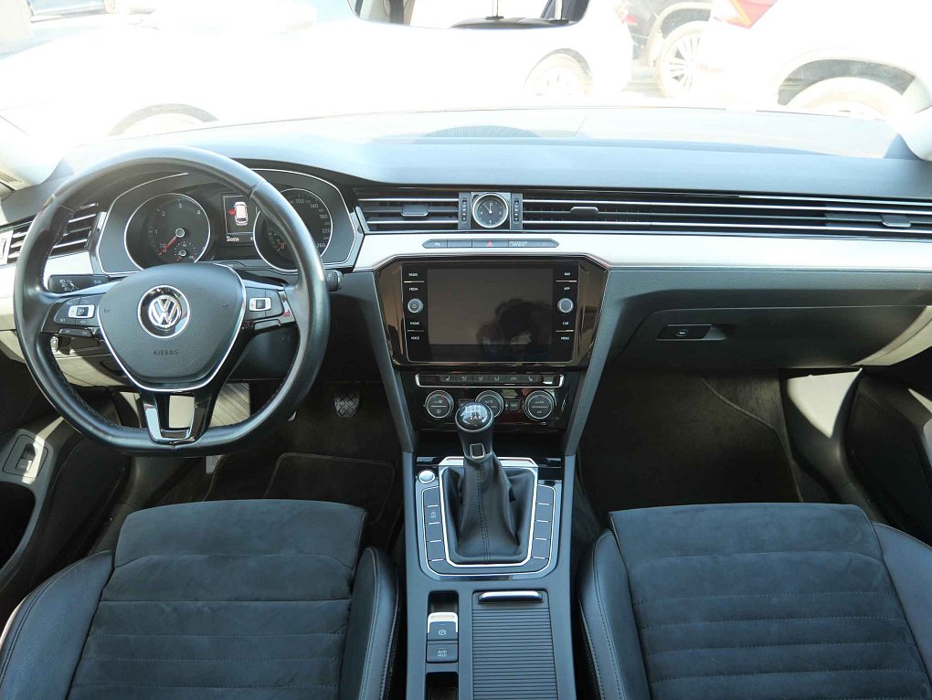 Volkswagen Passat 2.0TDi 