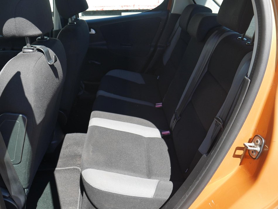 Peugeot 207 1.4 HDi 