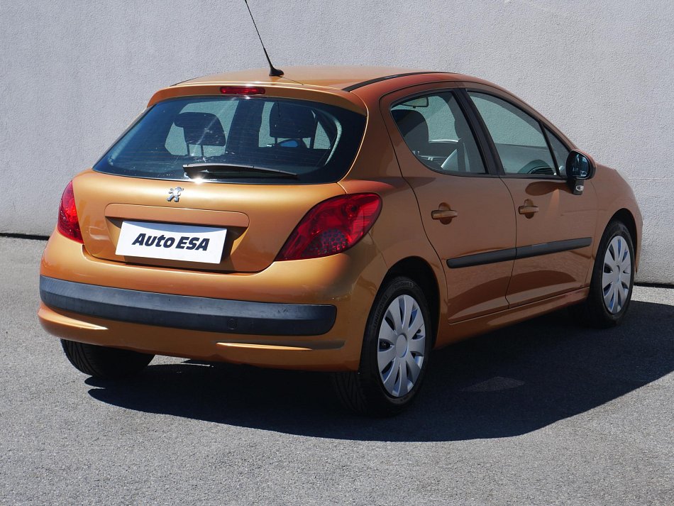 Peugeot 207 1.4 HDi 