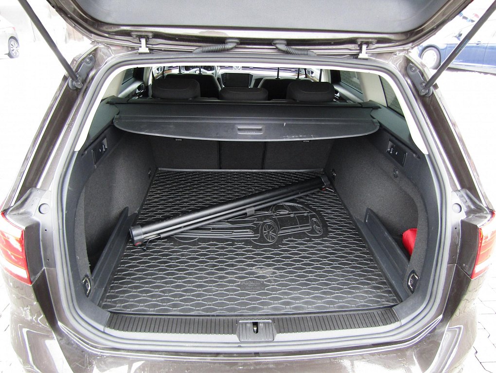 Volkswagen Passat 2.0 TDi 