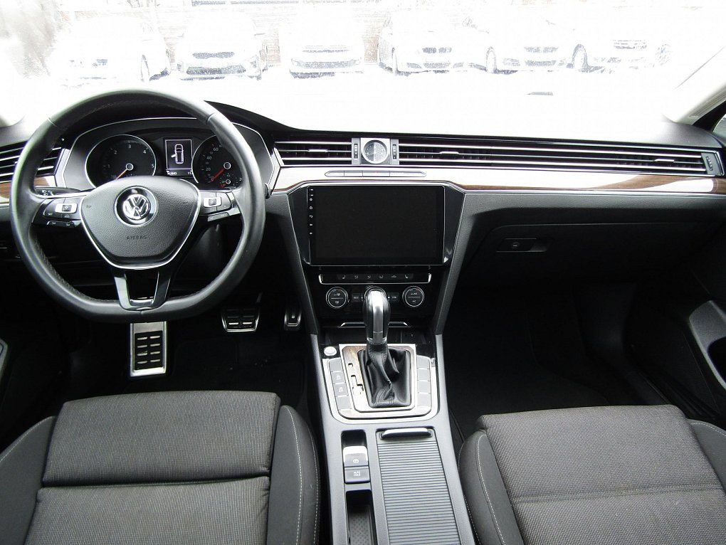 Volkswagen Passat 2.0 TDi 