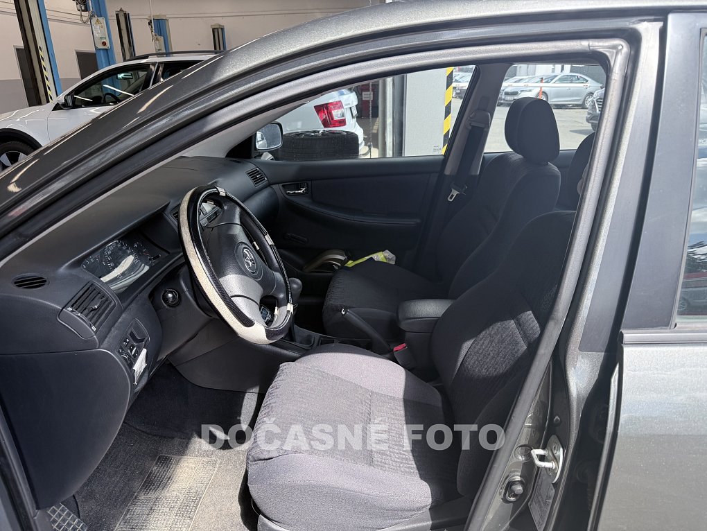 Toyota Corolla 1.4 i 